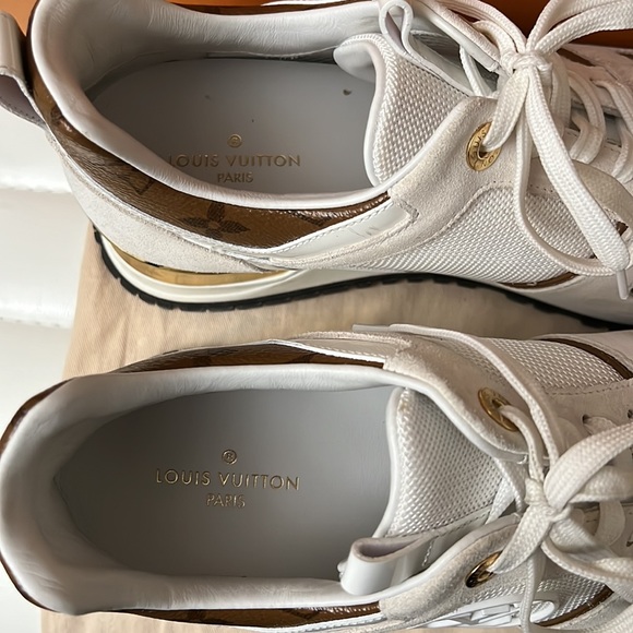 Louis Vuitton Run Away Sneakers 39 - Picture 2 of 8